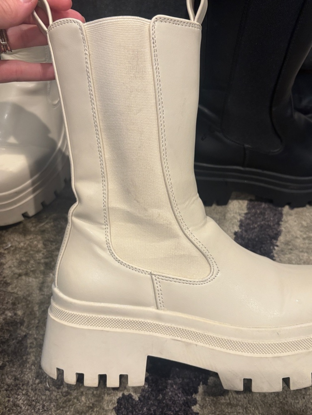 Primark Platform Chelsea Lug-Sole Boot in Cream size 6 used - Picture 13 of 13